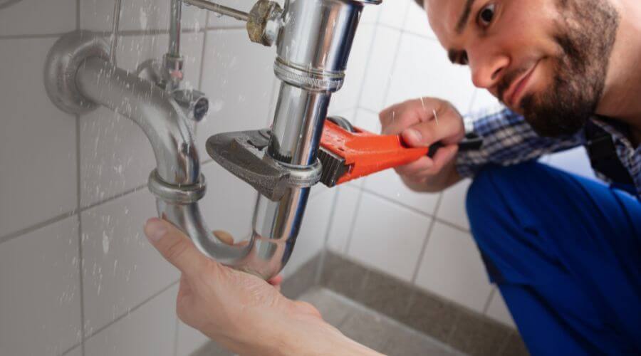 Expert burst pipe repair services in Nortonville, KY